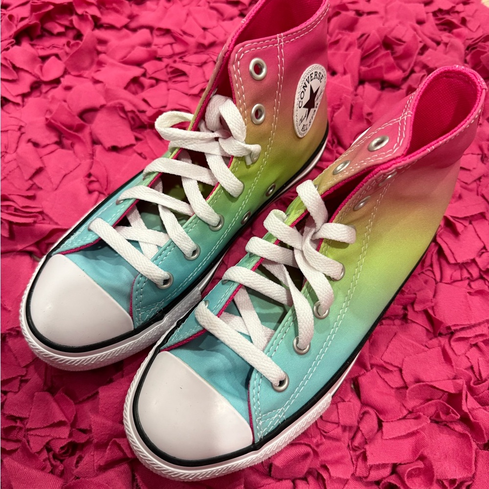 NIB Girls Converse Rainbow High-Top Sneakers Shoes Youth 2